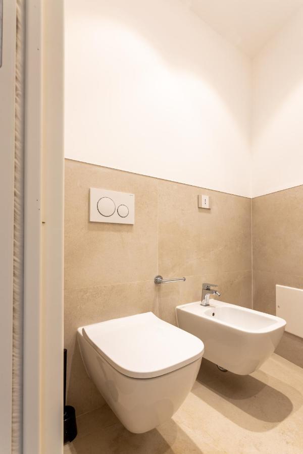 Magnini Rooms Cagliari Buitenkant foto
