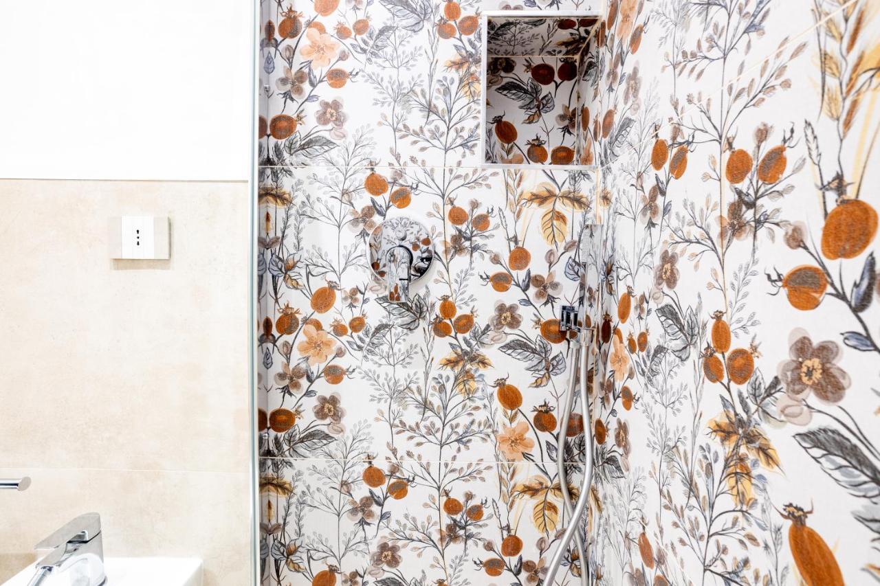 Magnini Rooms Cagliari Buitenkant foto