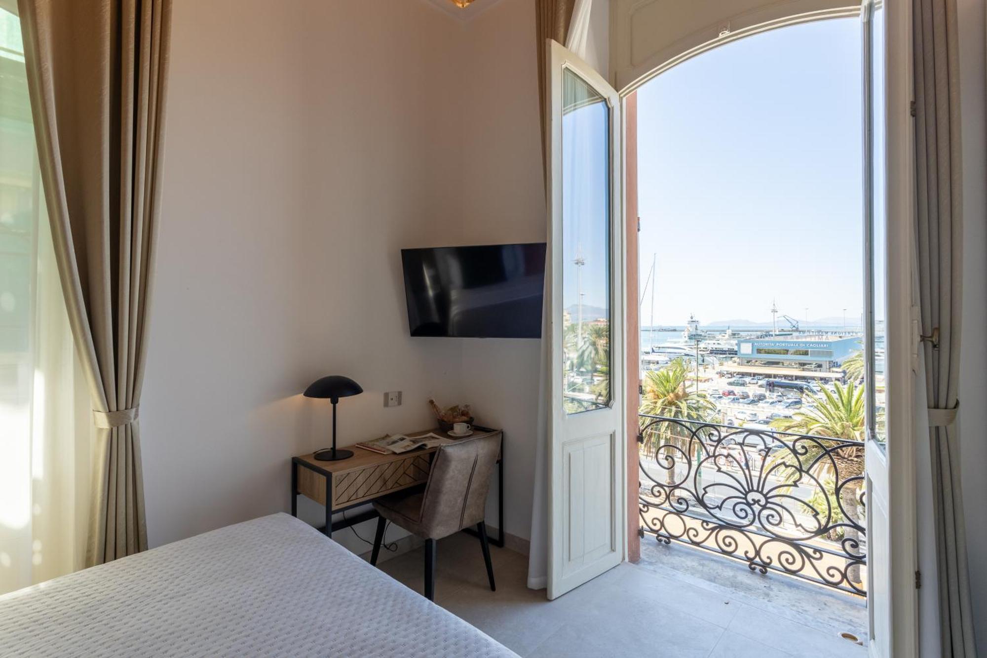 Magnini Rooms Cagliari Buitenkant foto