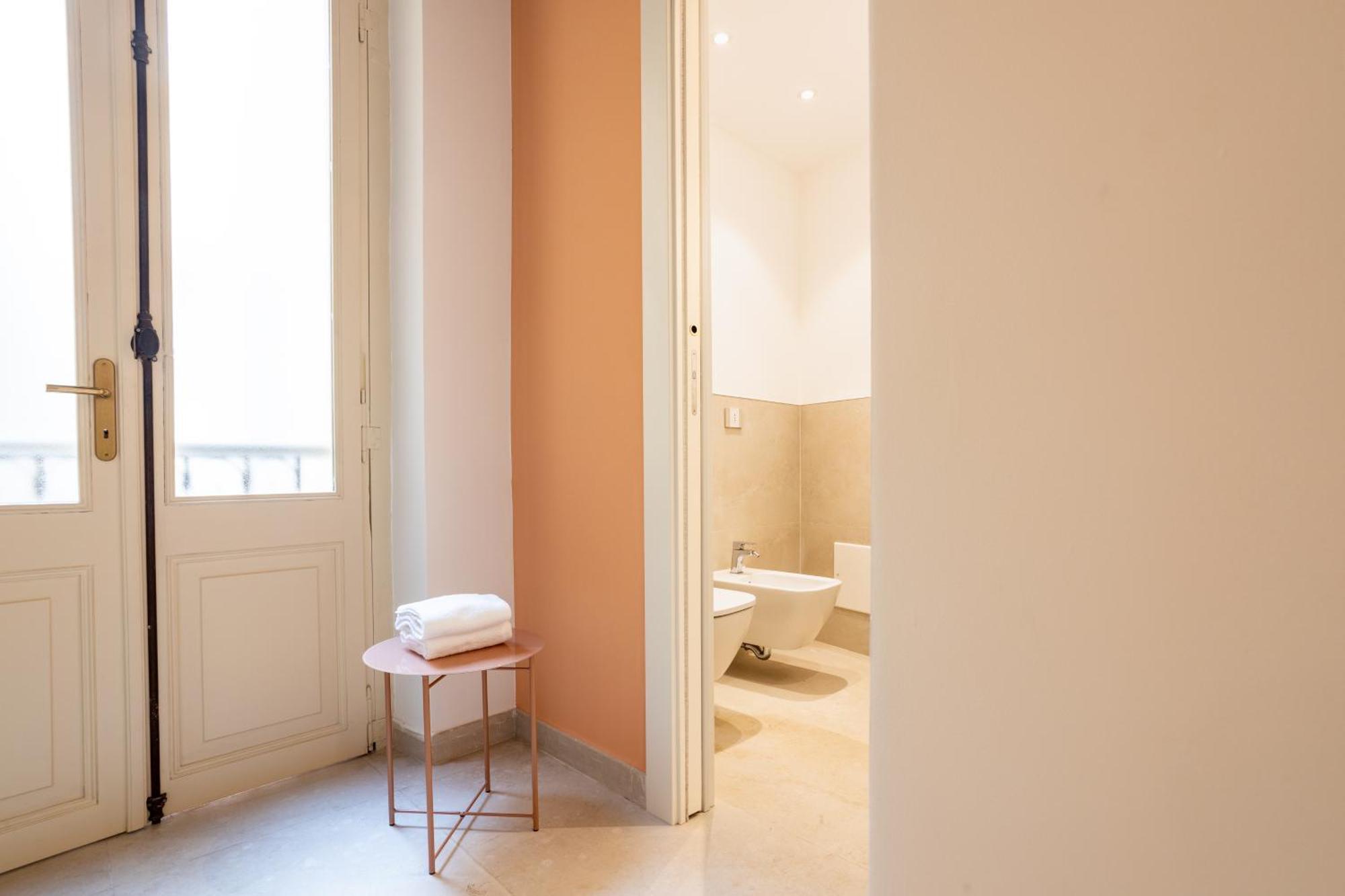 Magnini Rooms Cagliari Buitenkant foto