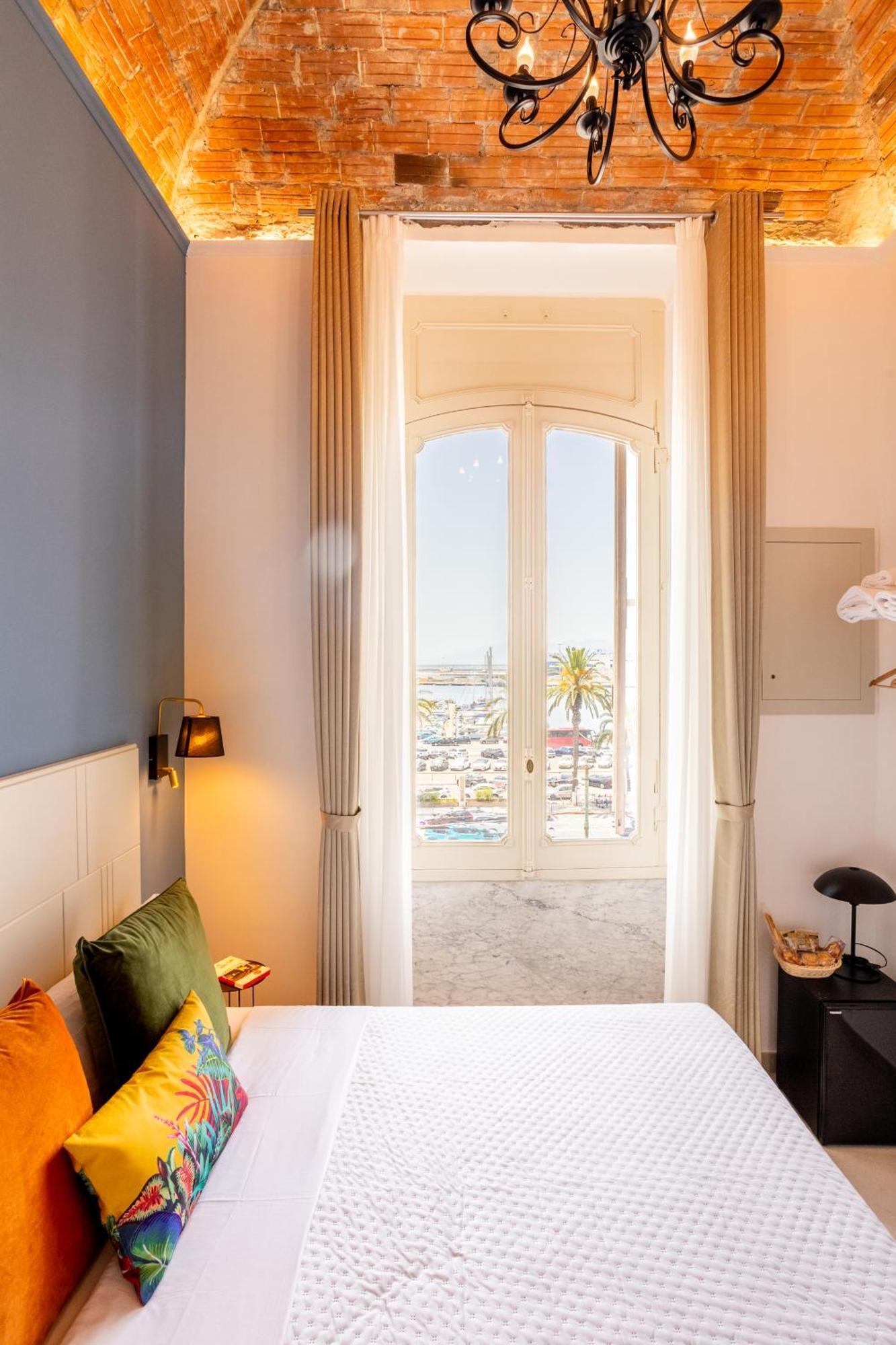 Magnini Rooms Cagliari Buitenkant foto